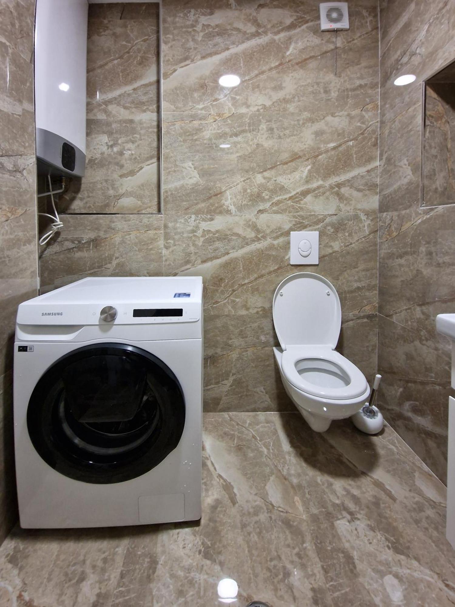Absolut Vollga Apartment Драч Екстериор снимка